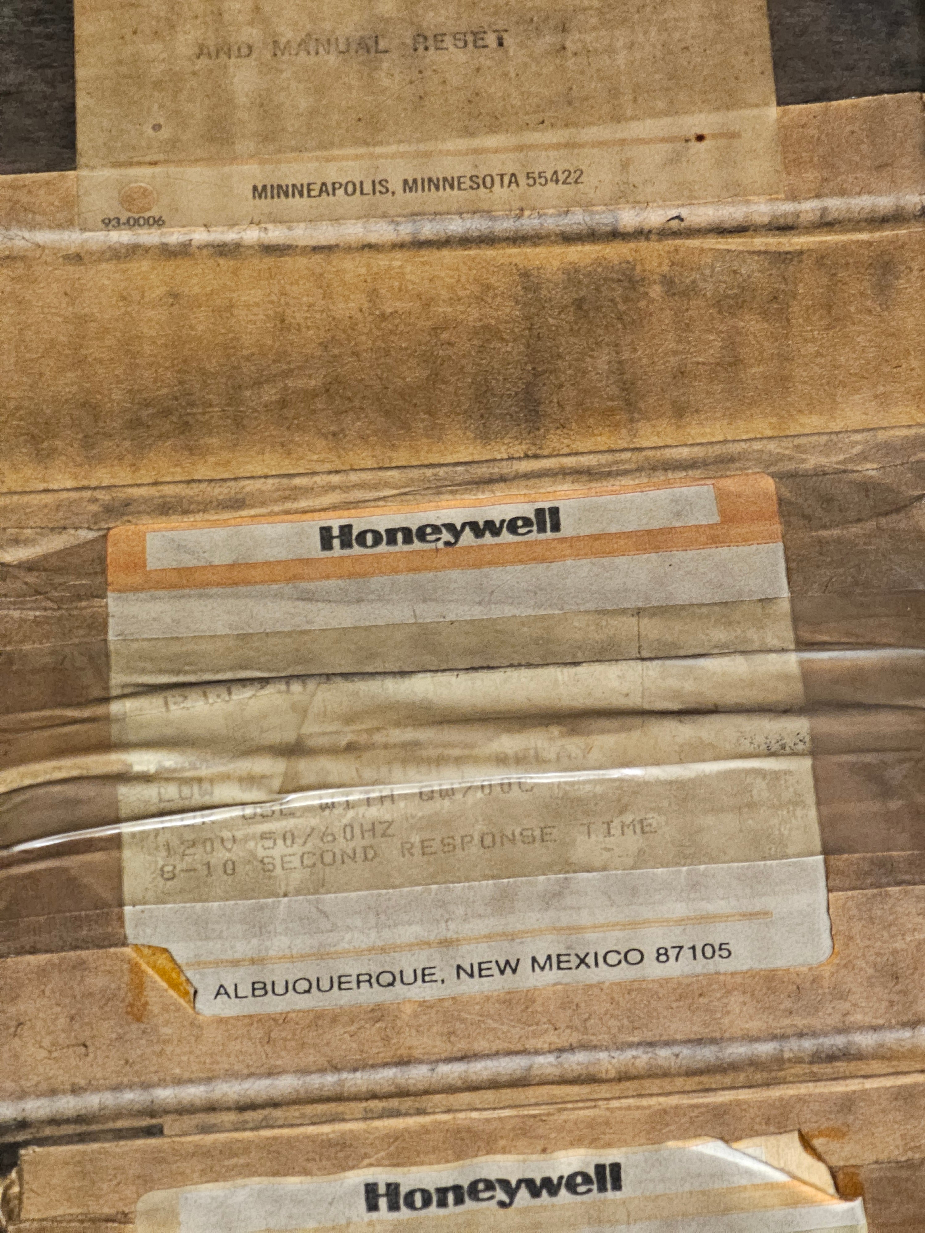 HONEYWELL  LOW WATER CUTOFF RELAY